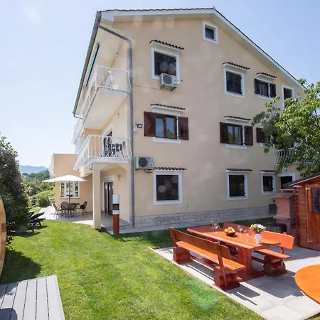 Bela Vista 4 Rustikales Apartment *